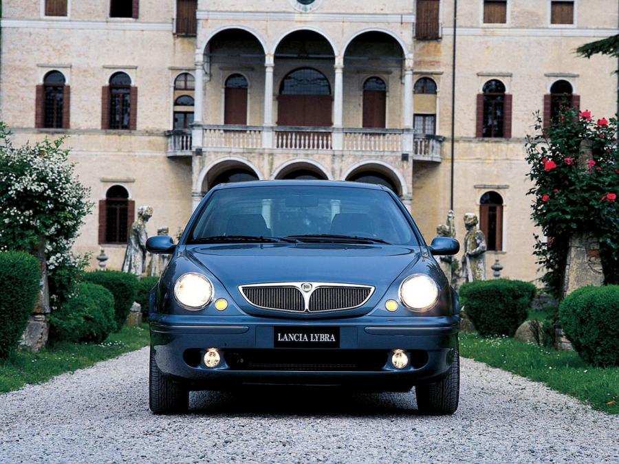  Lancia Lybra 1999 года  (фото 60 из 67)